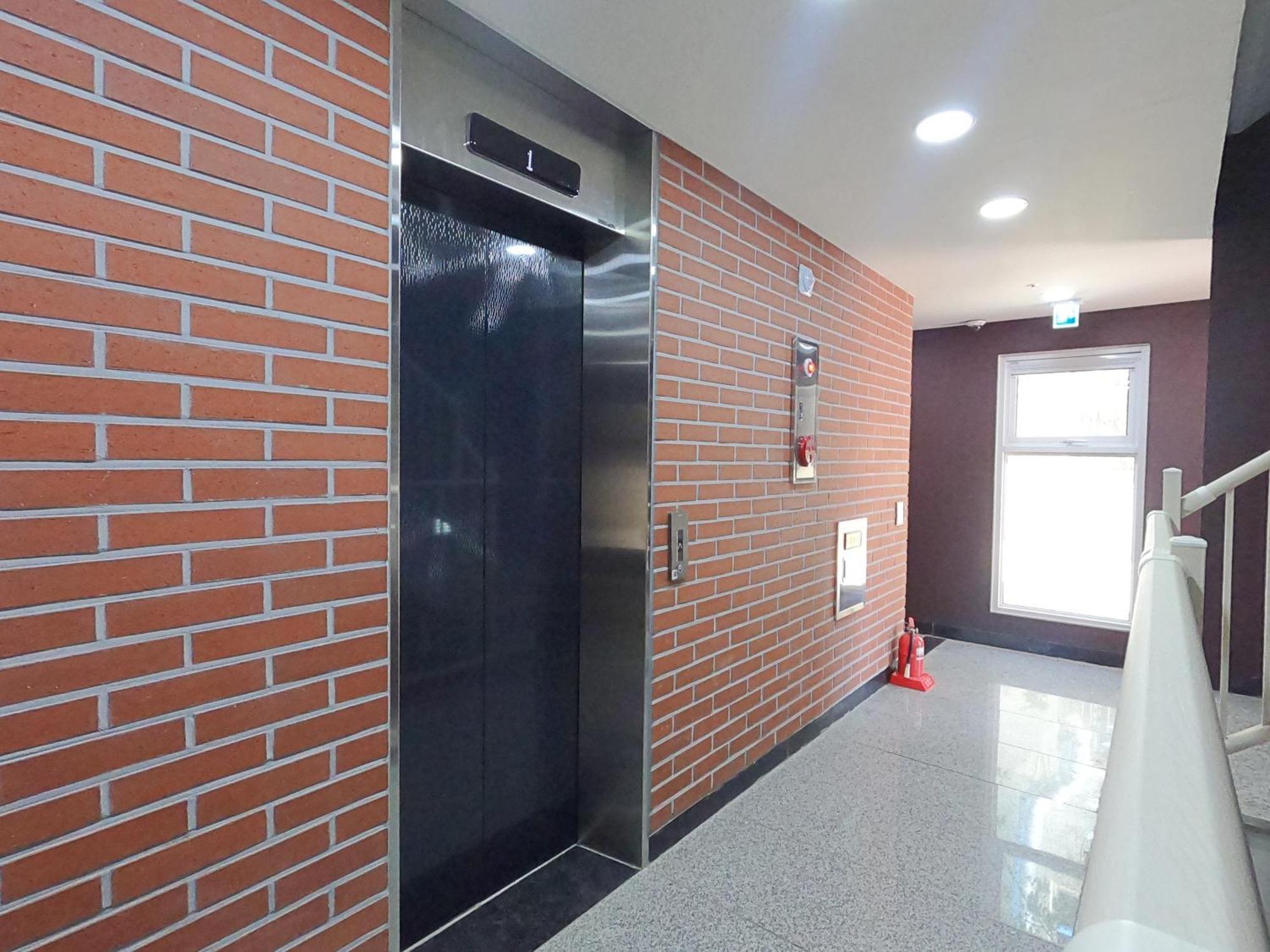 Sokcho Station Hostel Eksteriør billede